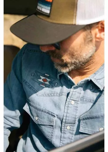 Iron & Resin Tonopah Shirt Jeans