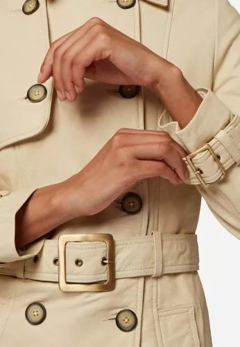 Ricano Gloria Ivory