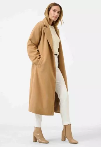 Ricano Miriam camel