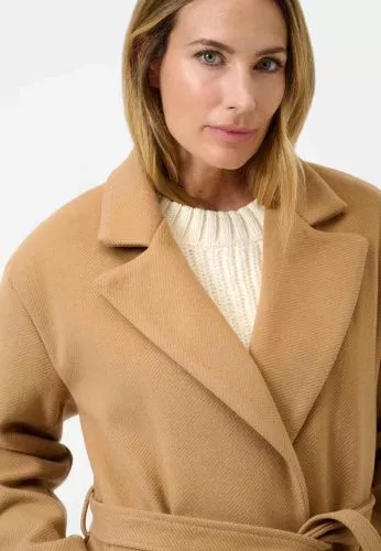 Ricano Miriam camel