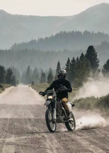 Iron & Resin Moto Cruiser schwarz