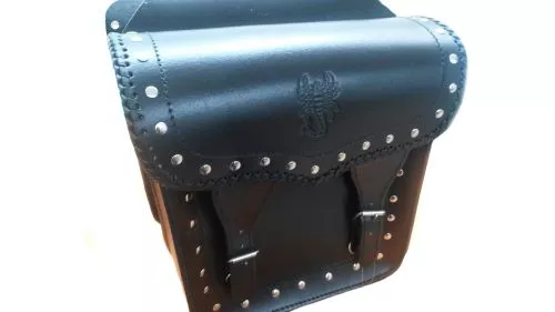 Motorrad-Satteltaschen Skorpion aus Rindsleder m. Nieten