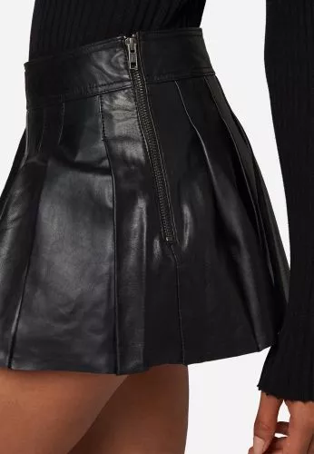 Ricano Pleated Skirt